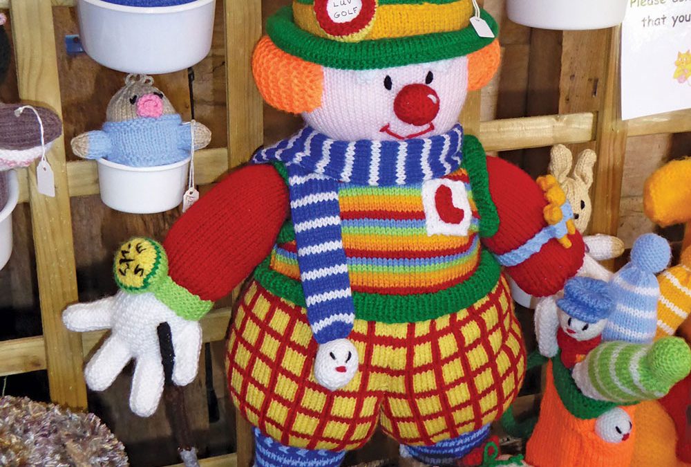 Knitted Novelties – Ann Dickens