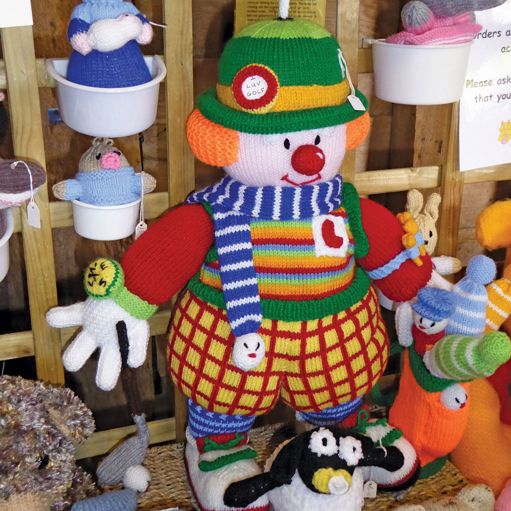 Knitted Novelties – Ann Dickens